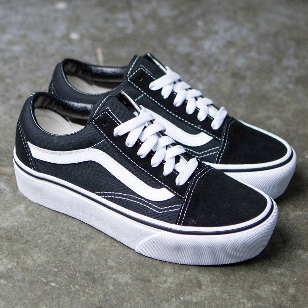 Platform Black Vans Old Skool - Women’s 8